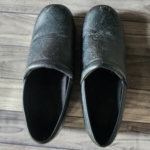 Black Embossed Slip-On Size 12 Shoes
